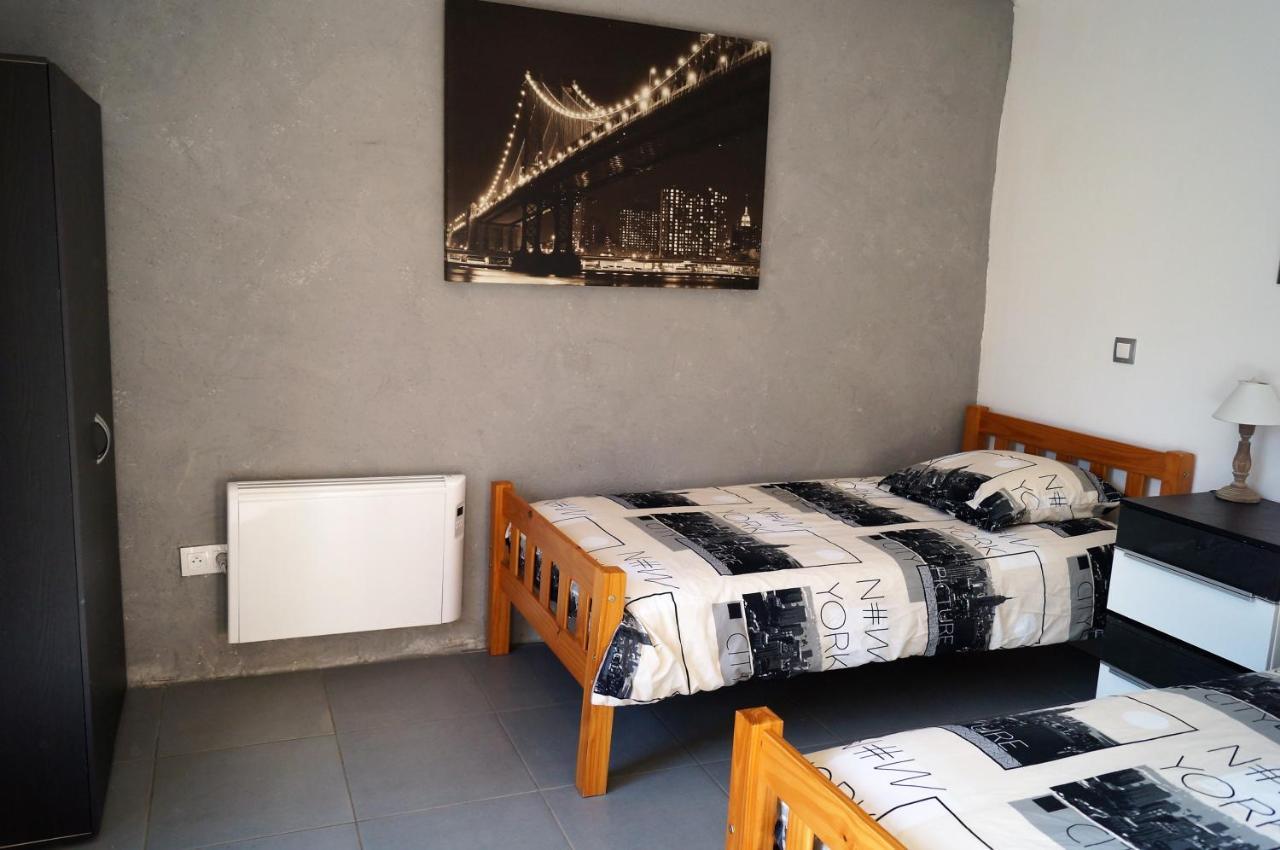 Вилла 24H Le Mans - Les Haies Gite, Near Le Mans Circuit Coulans-sur-Gee Экстерьер фото